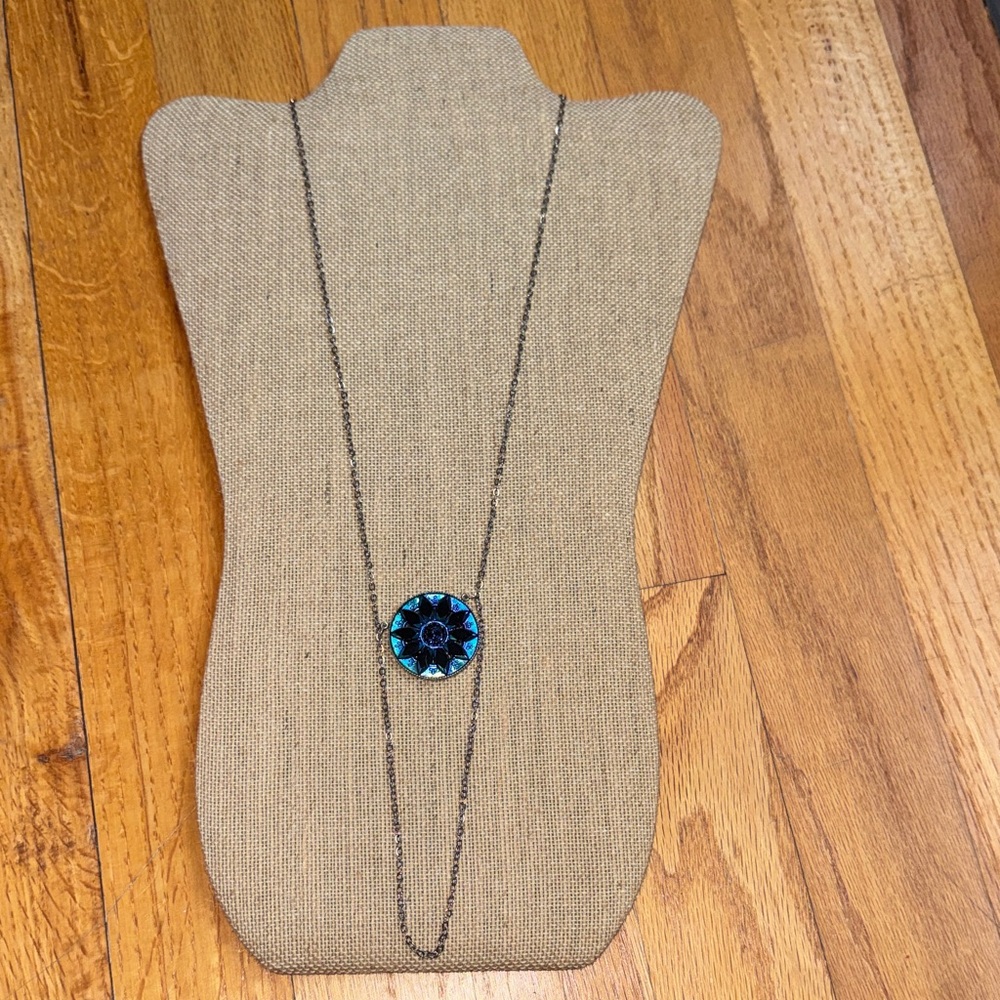Sabika Artesian Modern Medallion Necklace. NWT